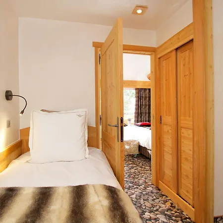 Mounier Otel