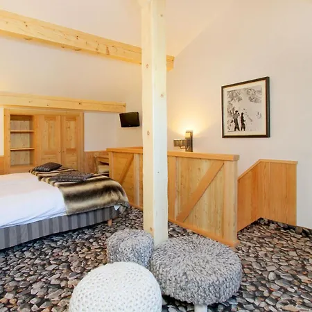 Mounier 4* レ・デュー・アルプ