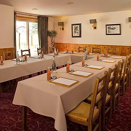 Mounier Hotel