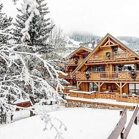 Mounier Hotel 4*