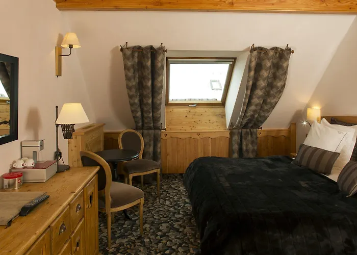 Mounier 4* Ле дез Альп