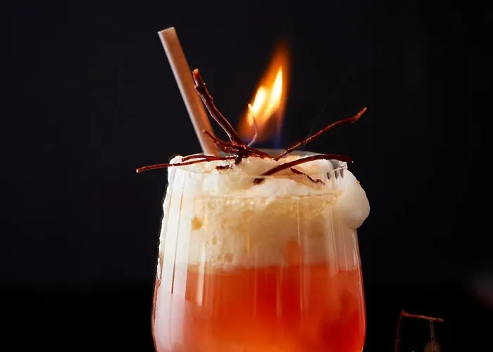 Отель Mounier 4*